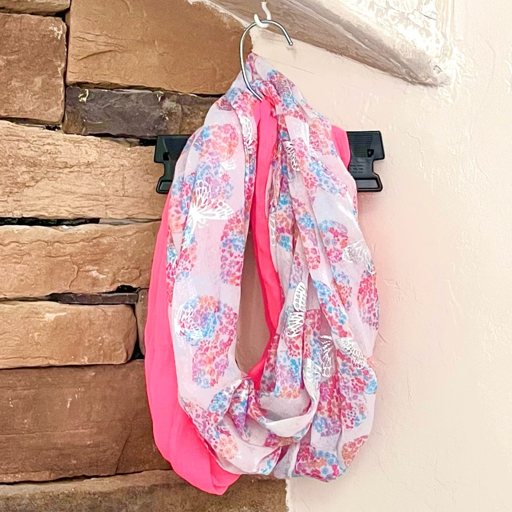 Girls Infinity Scarfs